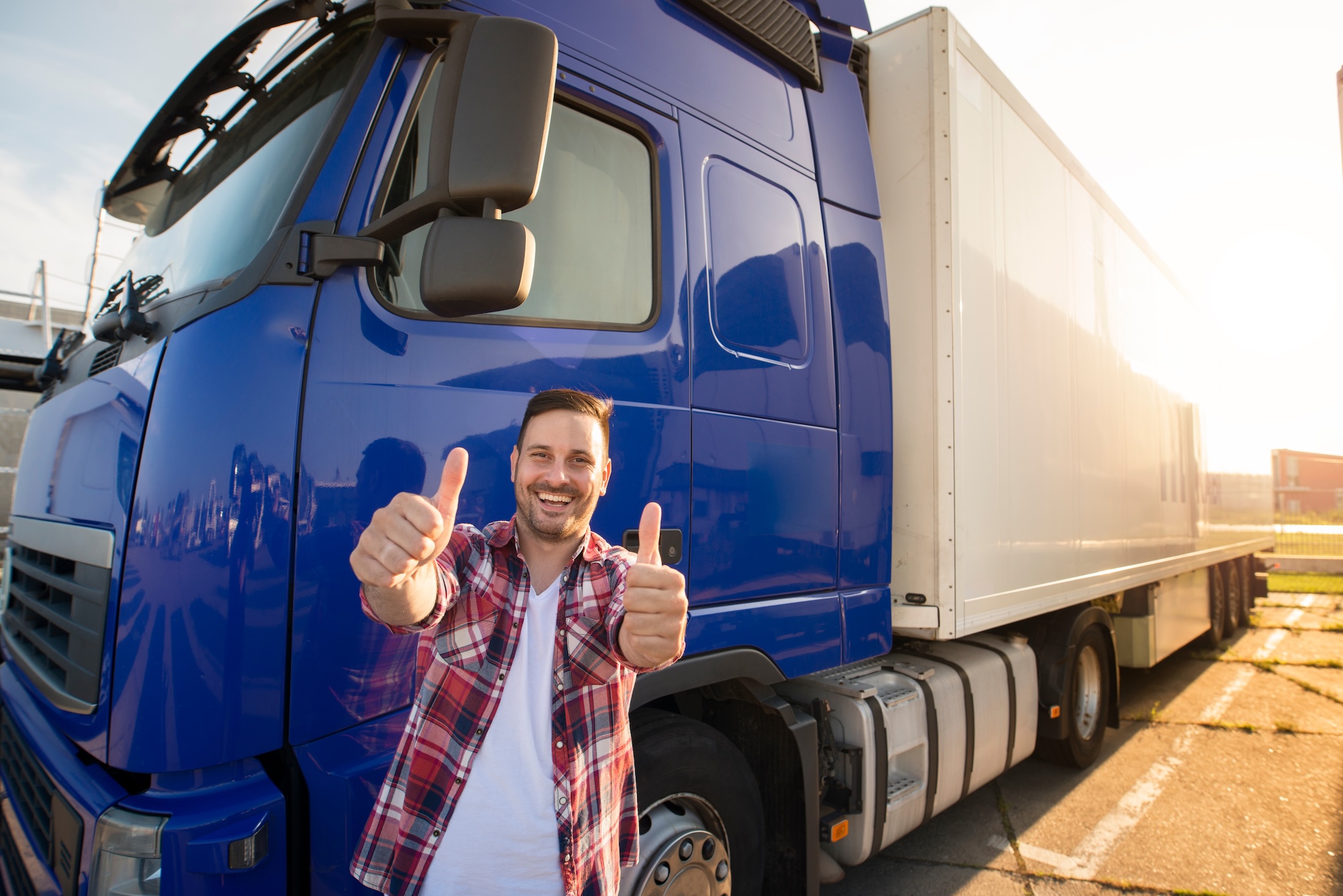LKW Fahrer für Spanienverkehr gesucht LKW Fahrer für Spanienverkehr gesucht