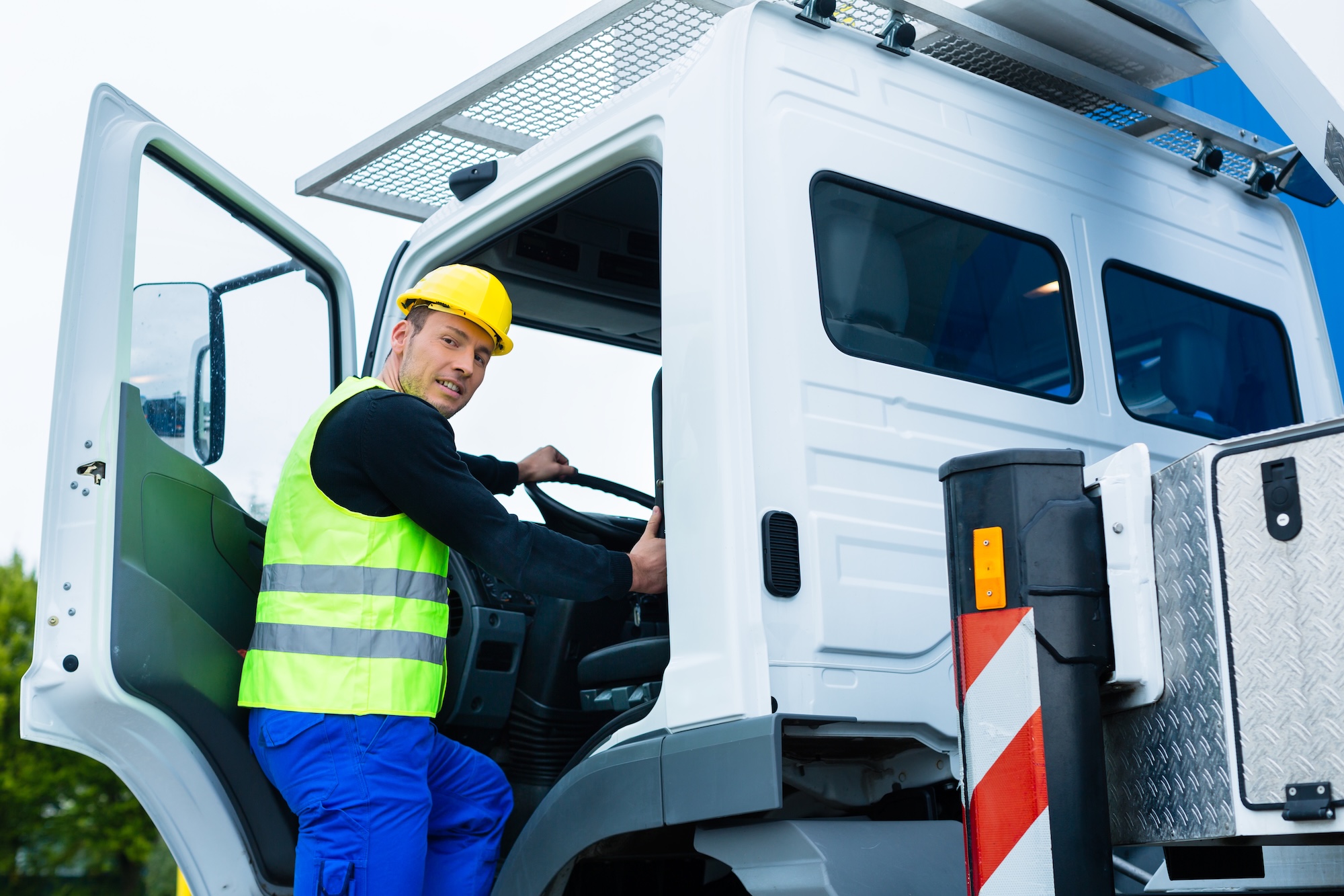 LKW Fahrer mit Kranschein gesucht LKW Fahrer mit Kranschein gesucht